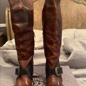Freebird sz 10 cognac leather Sabina boots